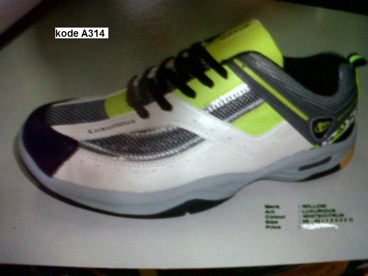 Sepatu Futsal Toko Perlengkapan Baju Kaos Celana Dan 